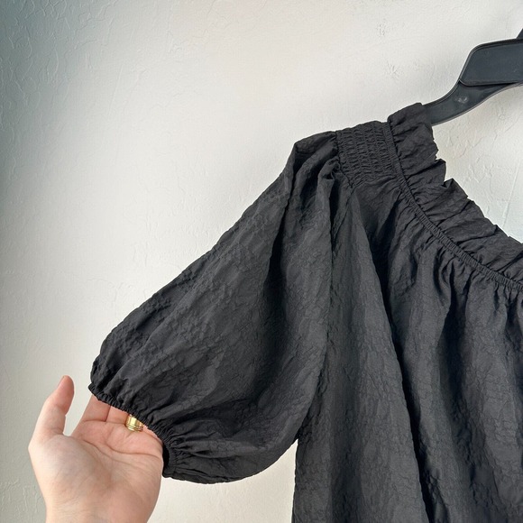 River Island Top Womens 12 Black Off Shoulder Ruffled Neck Short Sleeve NWT - Picture 3 of 10